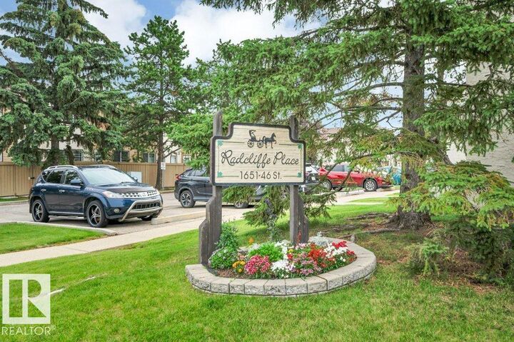 Property Photo: 1651 46 Street NW 22 AB T6L 5H2