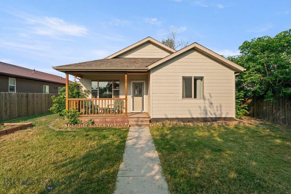 Property Photo:  409 N Oak Street  MT 59644 