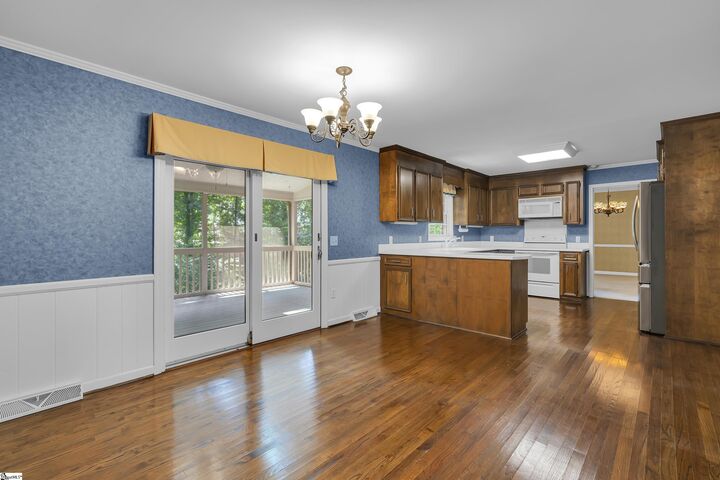 Property Photo:  221 Briar Creek Drive  SC 29650 