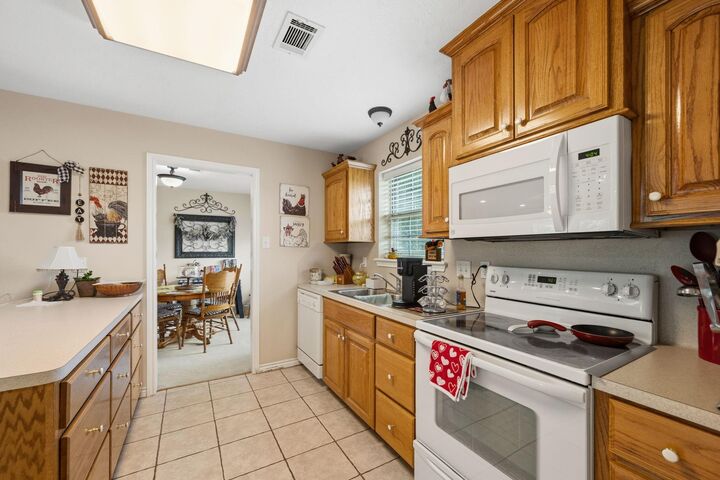 Property Photo: 98 Heather Lane TX 75862