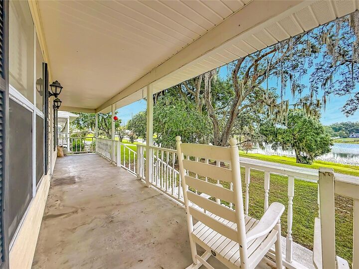 Property Photo:  540 Drew Avenue  FL 34711 