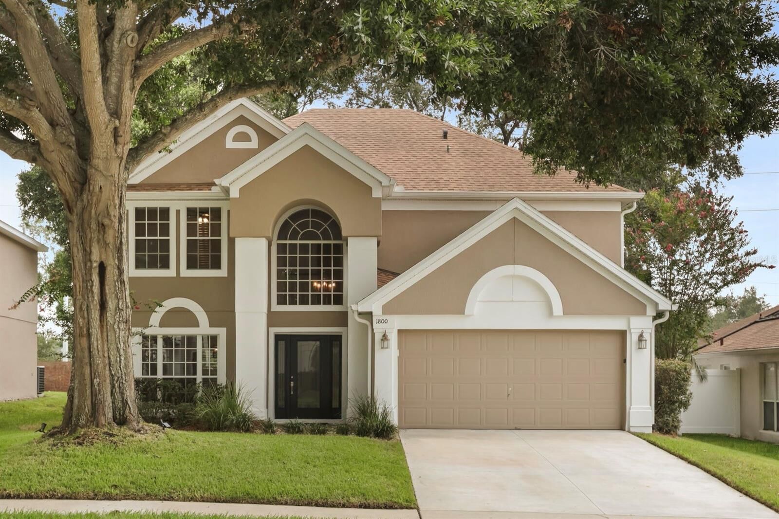 Property Photo: 1800 Pine Bay Drive FL 32746