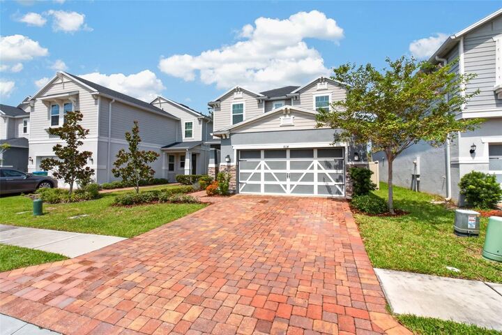 Property Photo:  8114 Artisan Circle  FL 33777 