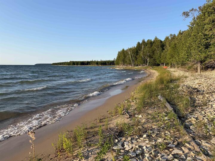 Property Photo:  14038 N 13.25 Lane  MI 49835 