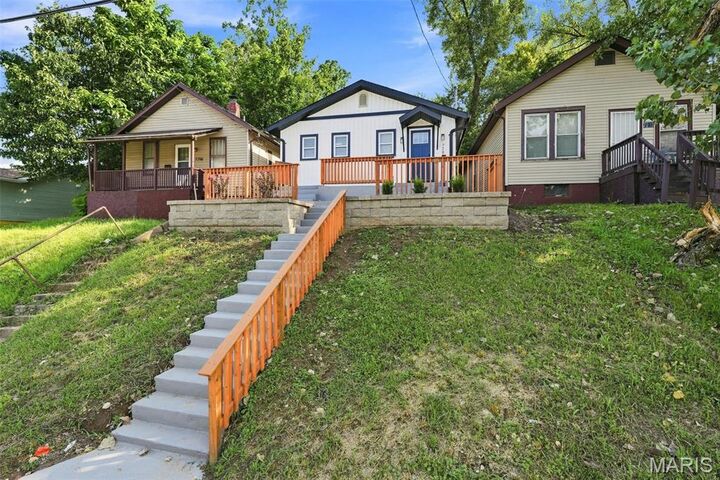 Property Photo: 7208 Page Avenue MO 63133