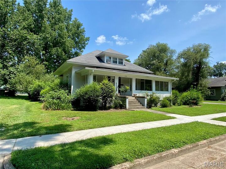 Property Photo: 304 Hunter St MO 63834