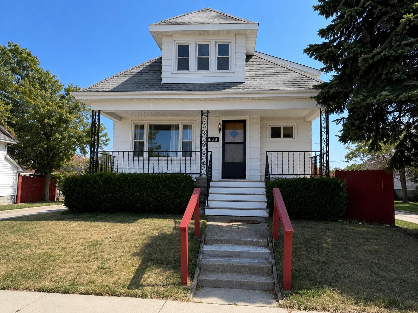 Property Photo: 3623 E Morris Ave WI 53110