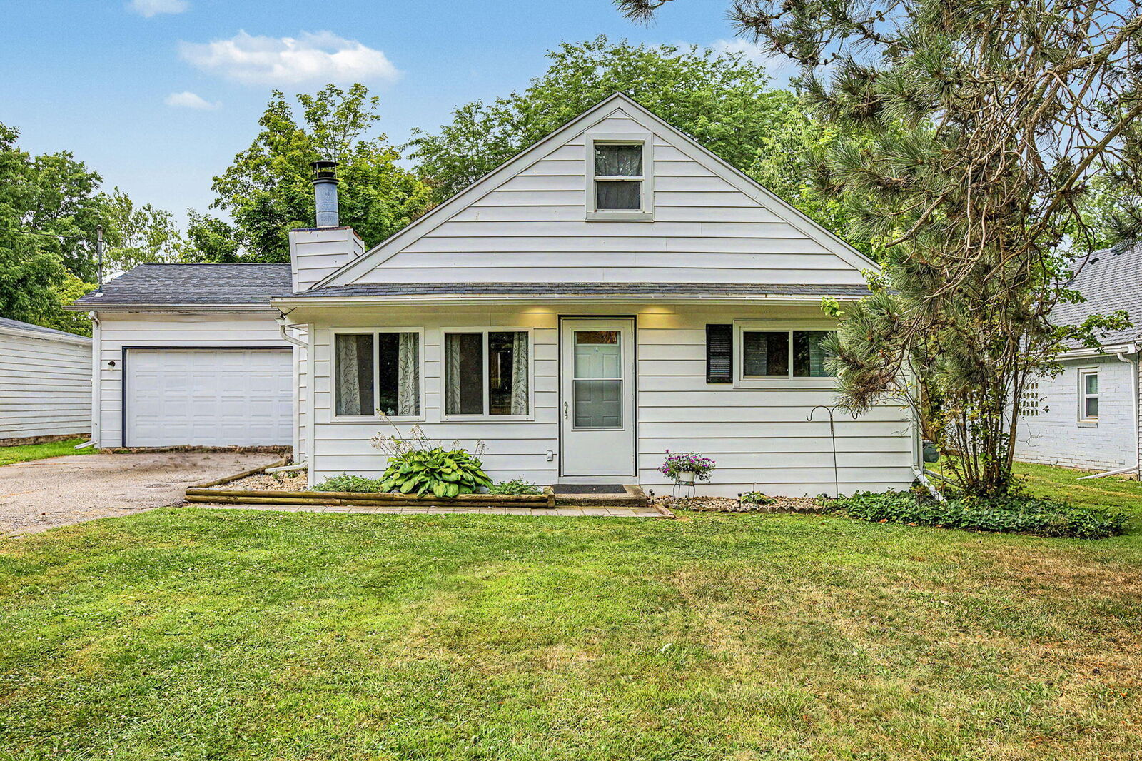 Property Photo:  6315 Bishop Road  MI 48911 