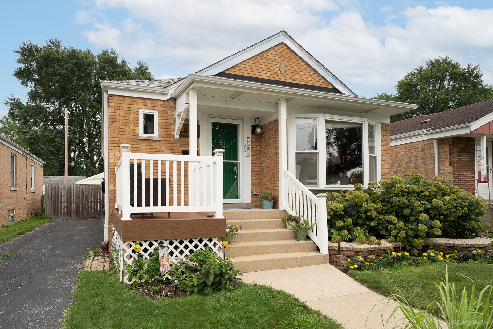 Property Photo:  11417 S Saint Louis Avenue  IL 60655 