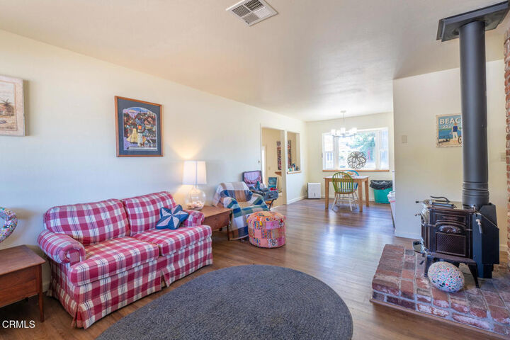 Property Photo: 1072 E Chestnut Street CA 95437