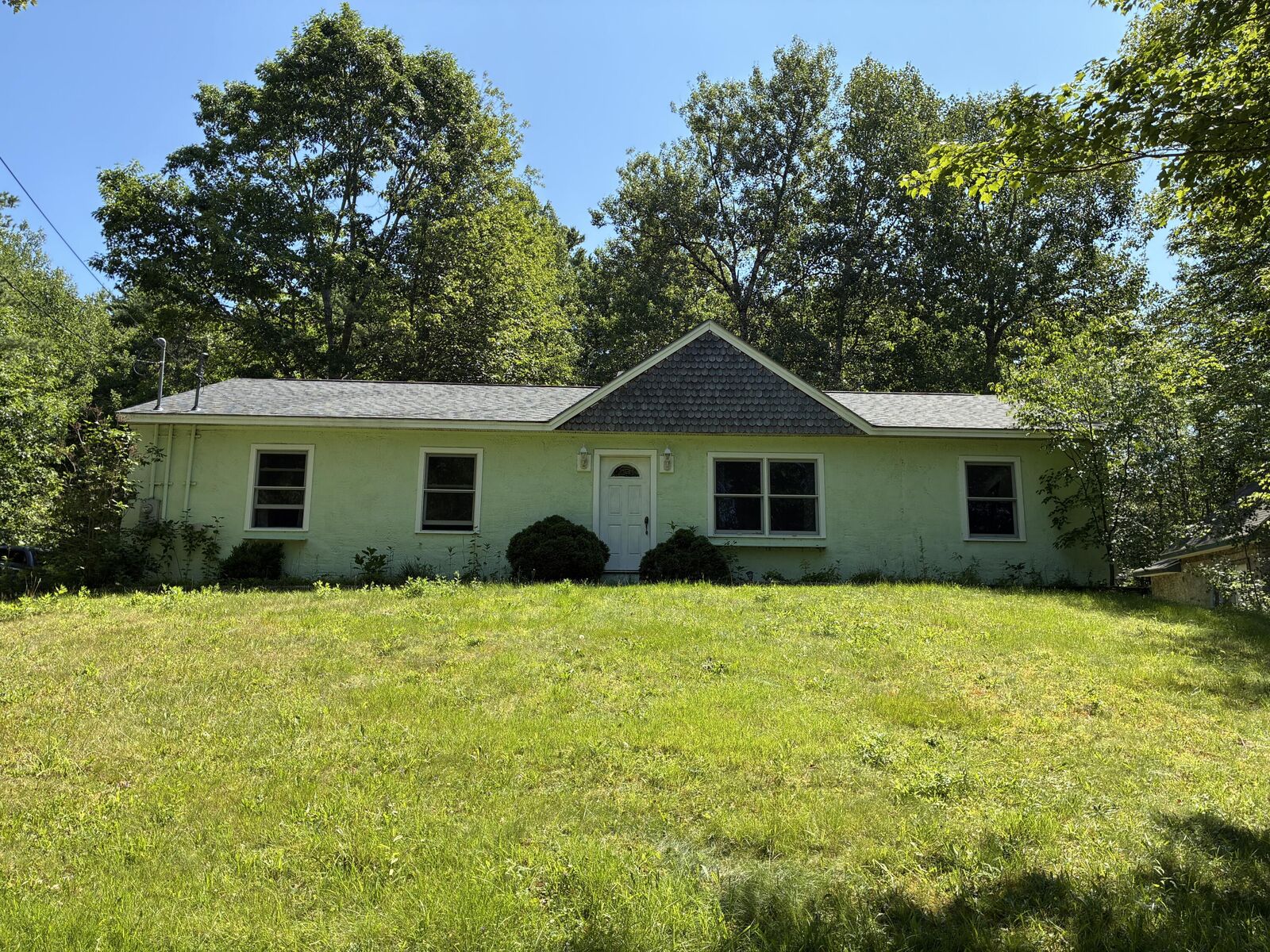 Property Photo:  9 Meadow Brook Lane  ME 04684 