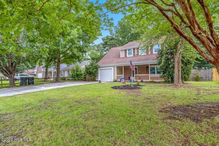 Property Photo:  434 Wolf Run Lane  NC 28546 