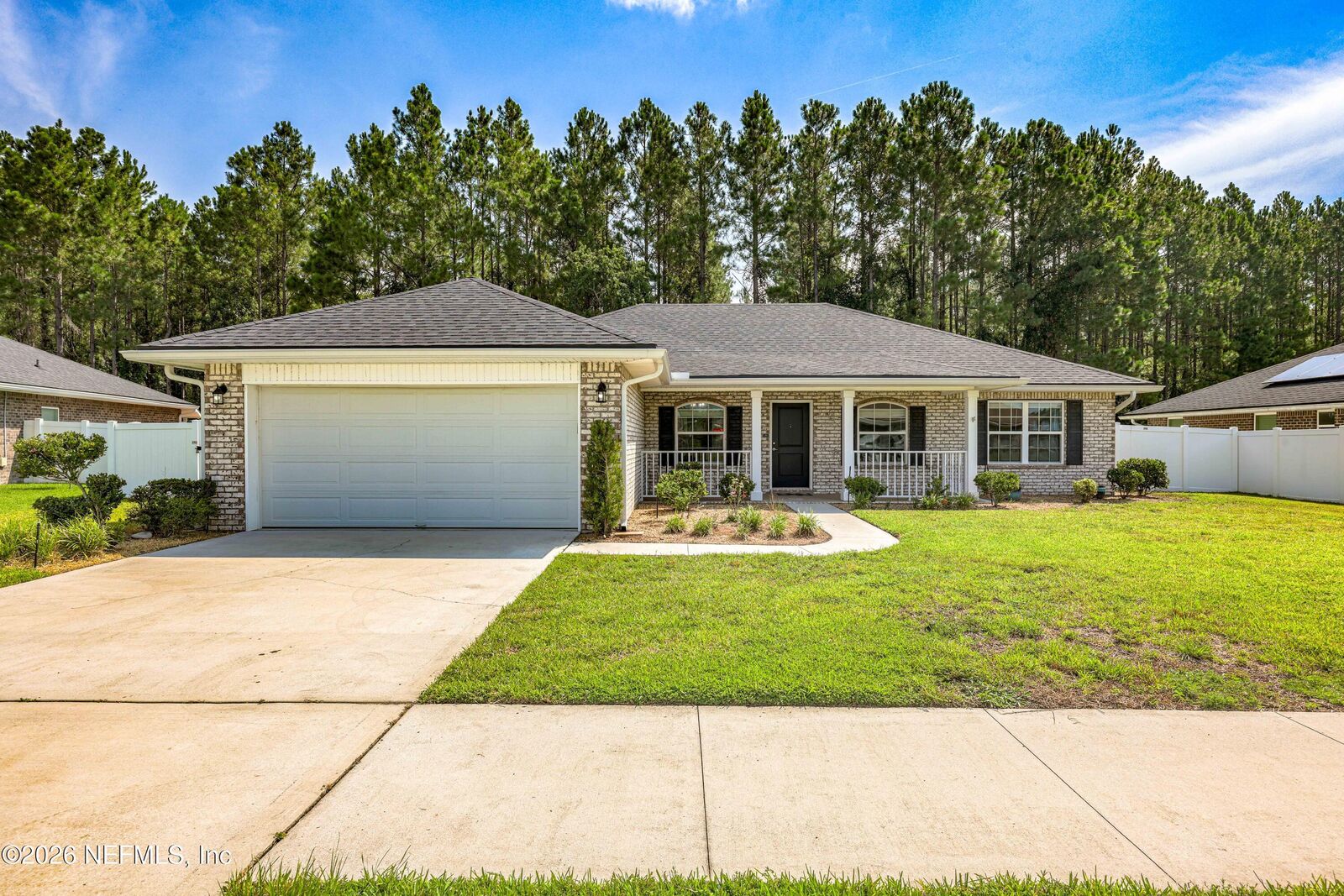 Property Photo: 12540 Weeping Branch Circle FL 32218