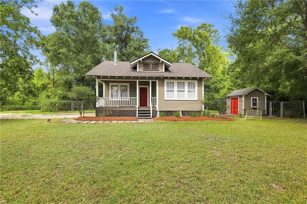 Property Photo: 44091 Fern Street LA 70403