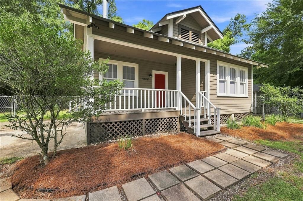 Property Photo:  44091 Fern Street  LA 70403 