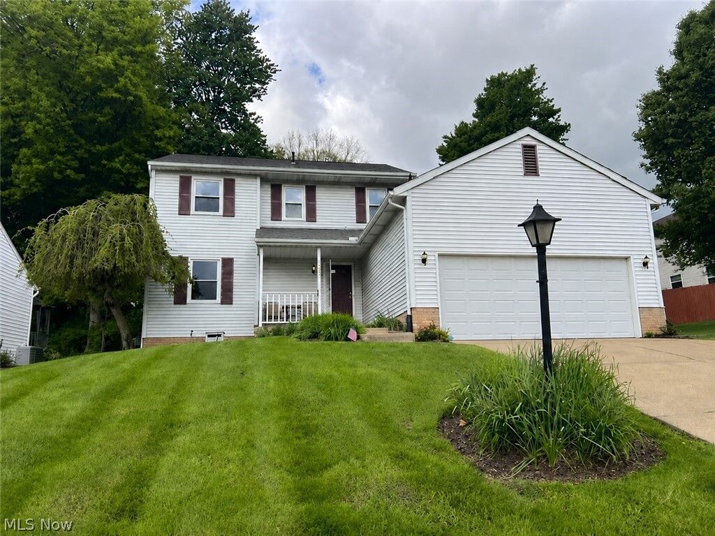 Property Photo: 1505 Democracy Drive NW OH 44720