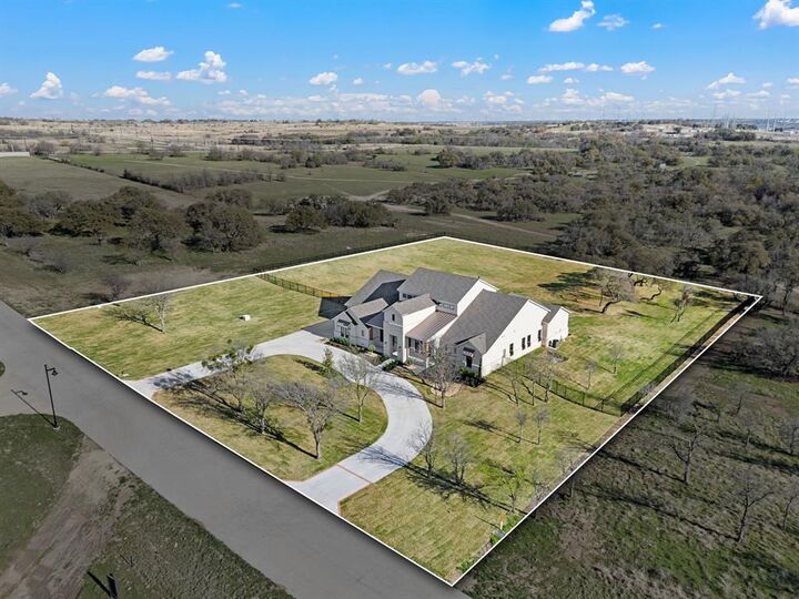 Property Photo:  10516 Fleming Pointe Drive  TX 76179 