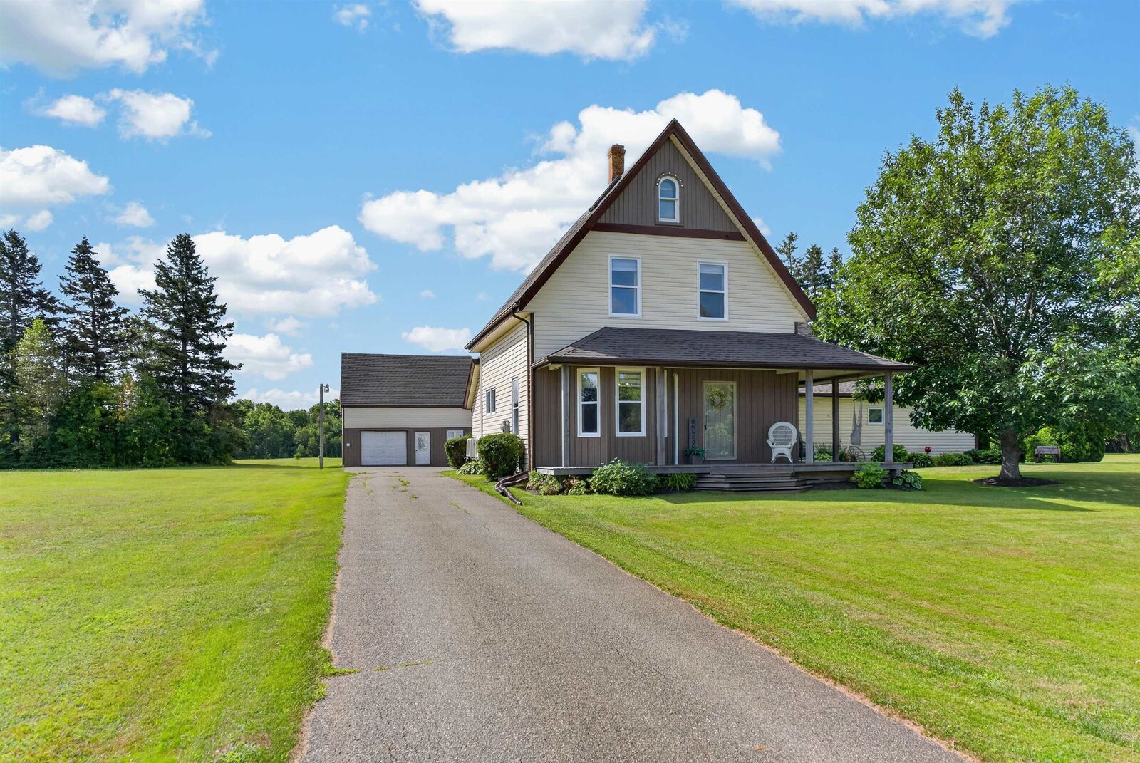 Property Photo:  926 Ellerslie Road  PE C0B 1J0 