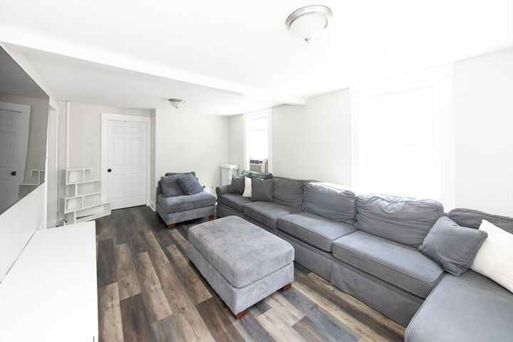 Property Photo:  435 Lake Ave  MA 01604 
