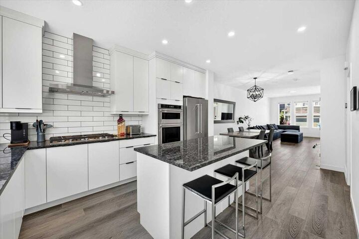 Property Photo: 40 Amblefield View NW AB T3P 2B9