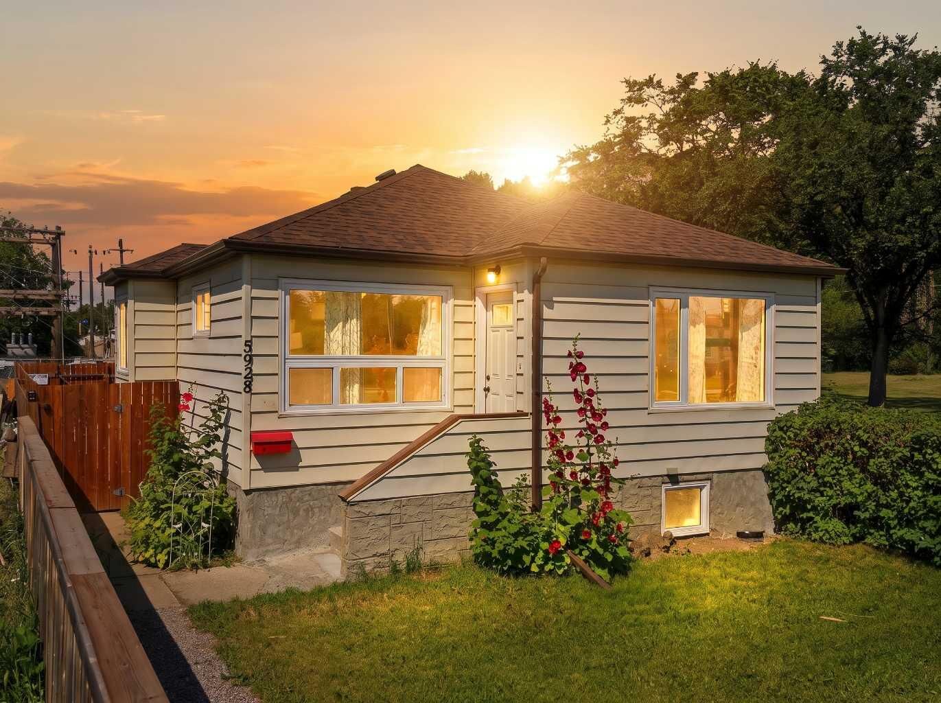 Property Photo: 5928 51 Avenue AB T4N 4H9