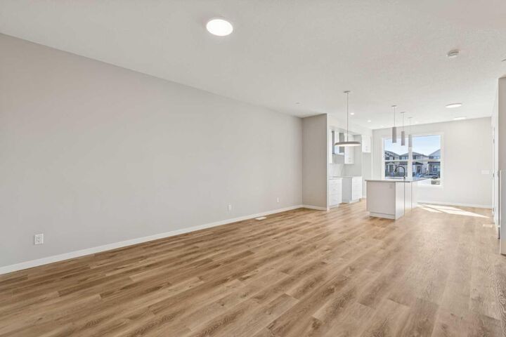 Property Photo: 471 Hotchkiss Manor SE AB T3S 0N3