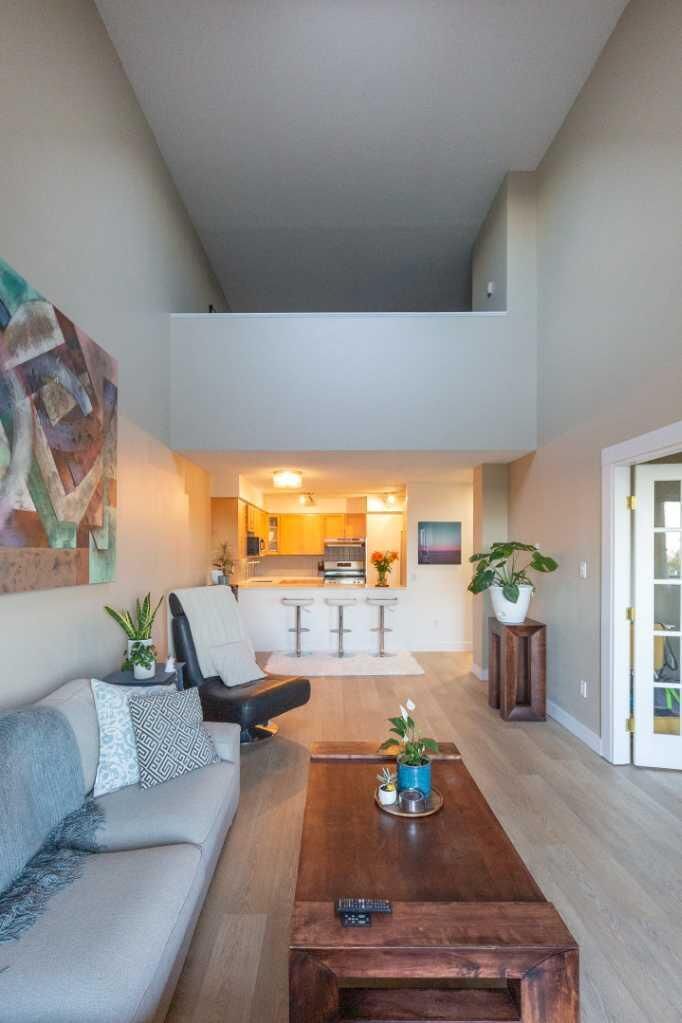 Property Photo:  1900 25A Street SW 605  AB T3E 1Y5 