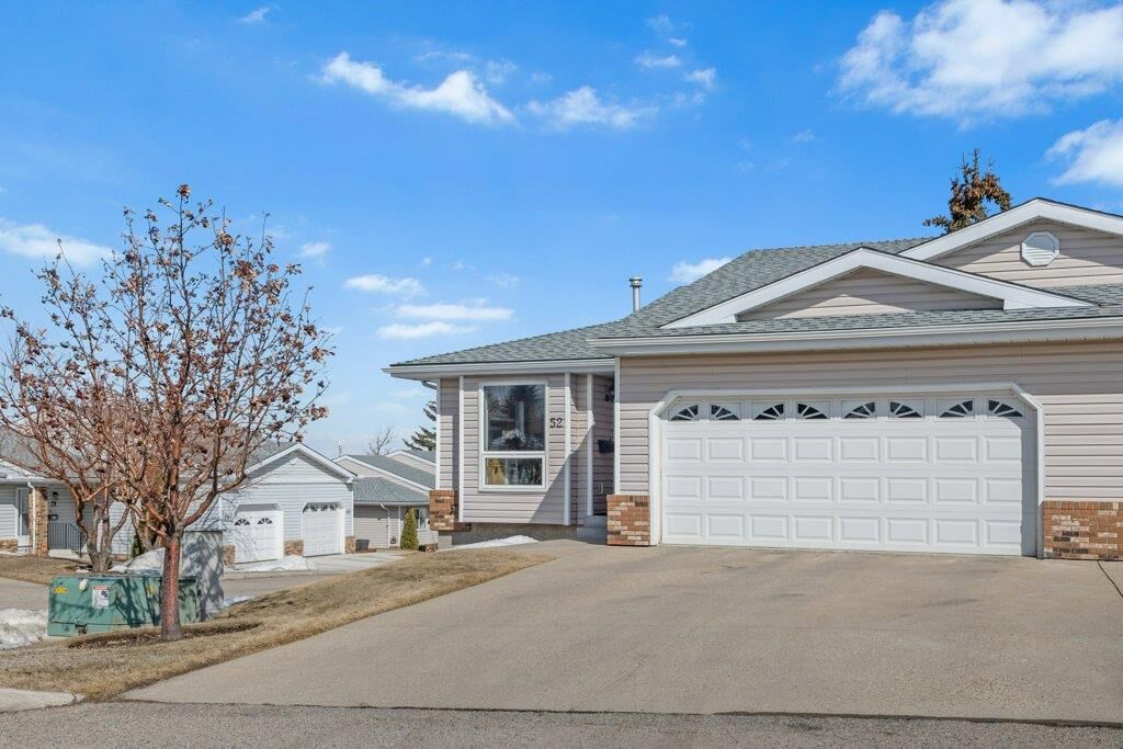 Property Photo: 52 Macewan Park Heights NW AB T3K 3W7