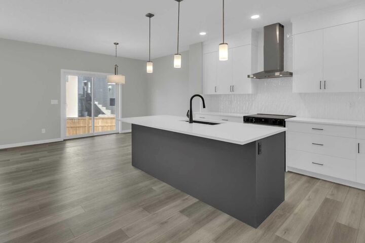 Property Photo: 172 Starling Place NW AB T3P 2W3