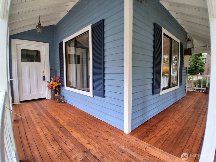Property Photo:  16880 NE 42nd Court  WA 98052 