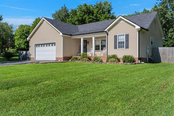 Property Photo: 515 Willow Lane KY 42134
