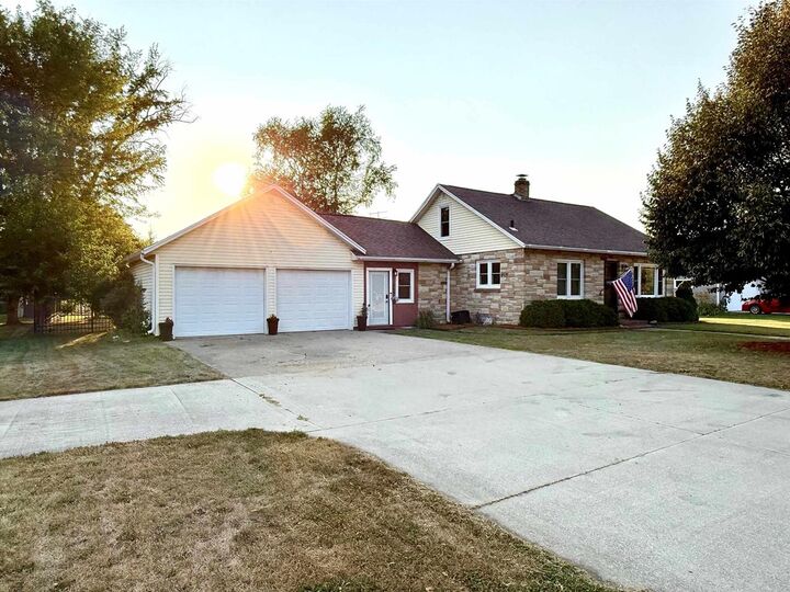 Property Photo: 348 N Winsted Street WI 53588