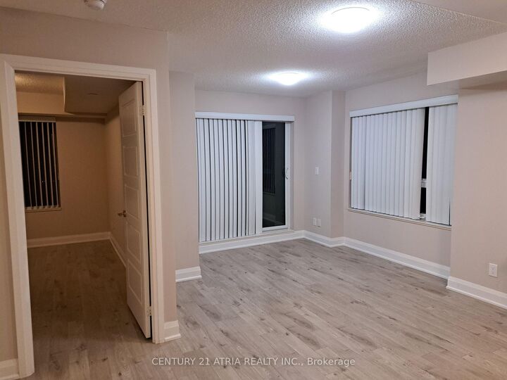 Property Photo:  1 Uptown Drive 517  ON L3R 5C1 