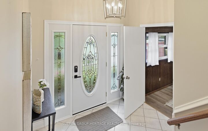 Property Photo: 14 Gregory Road ON L1S 3B4