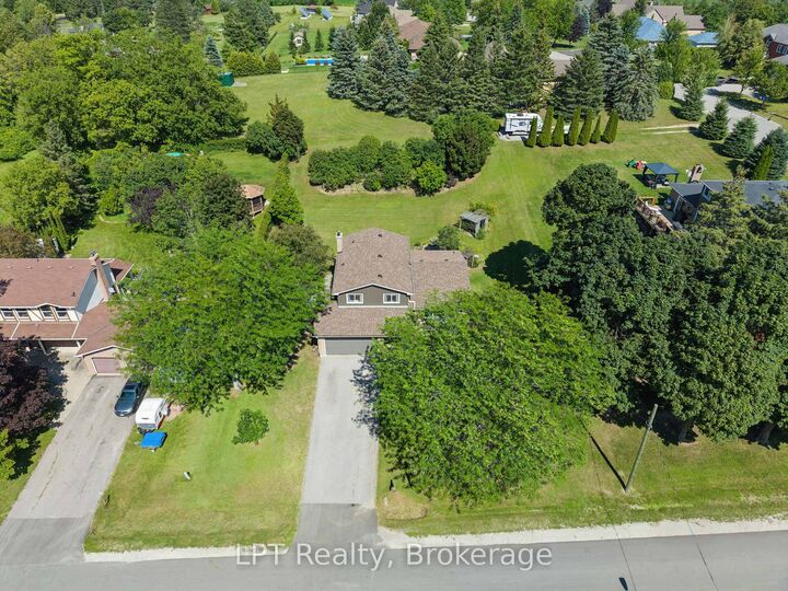 Property Photo:  34 Oxtoby Lane  ON L0C 1C0 