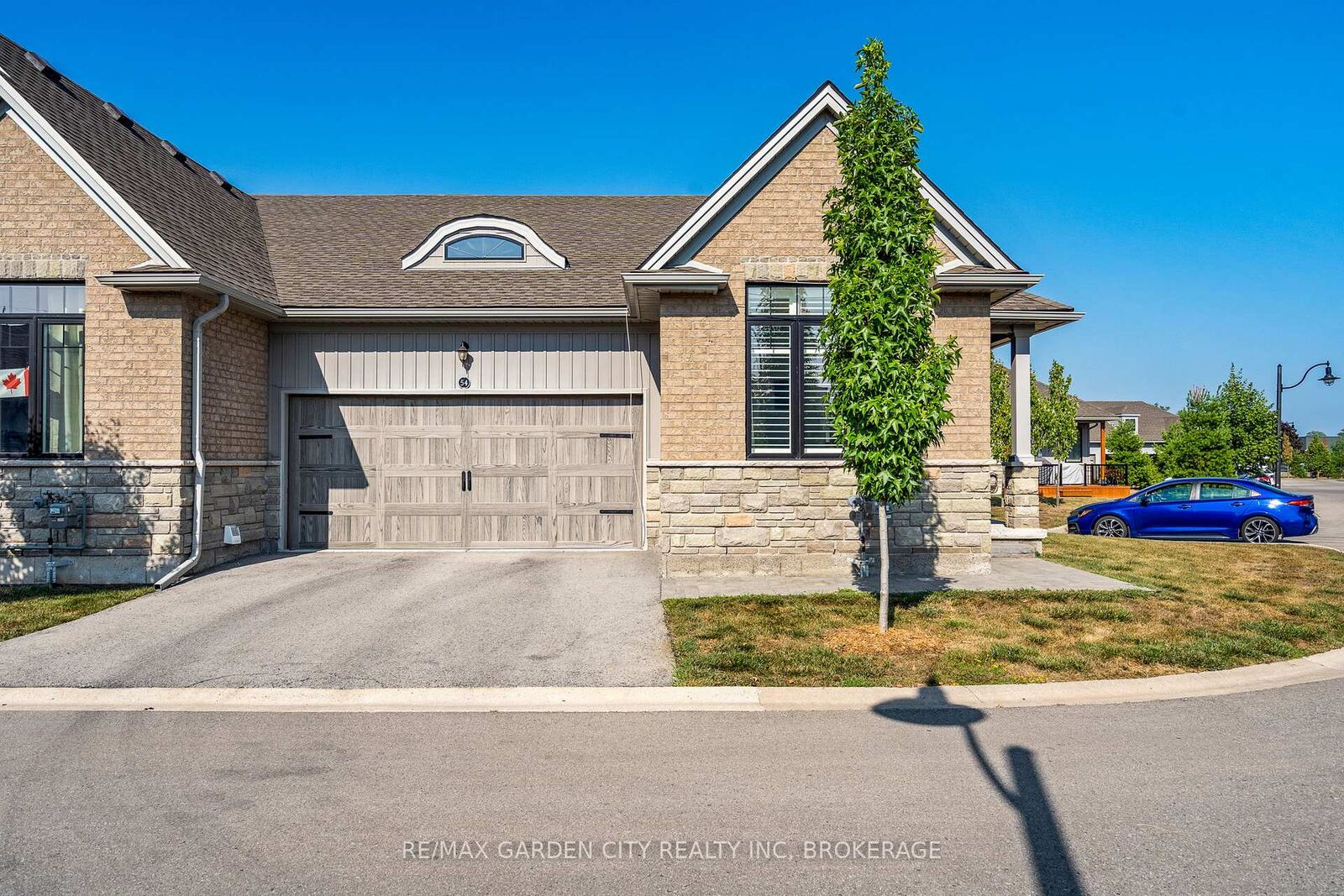 Property Photo: 54 Borden Trail ON L3B 5X1