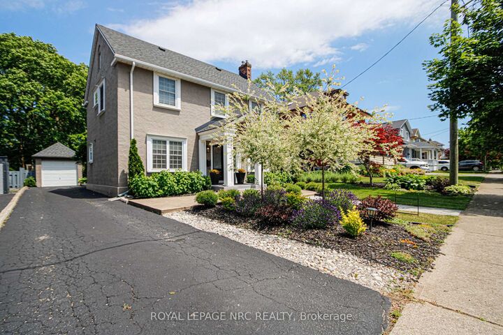 Property Photo:  15 South Drive  ON L2R 4T9 