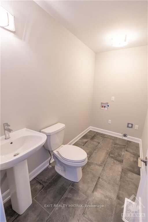 Property Photo:  6 Glenco Road  ON K0C 2A0 