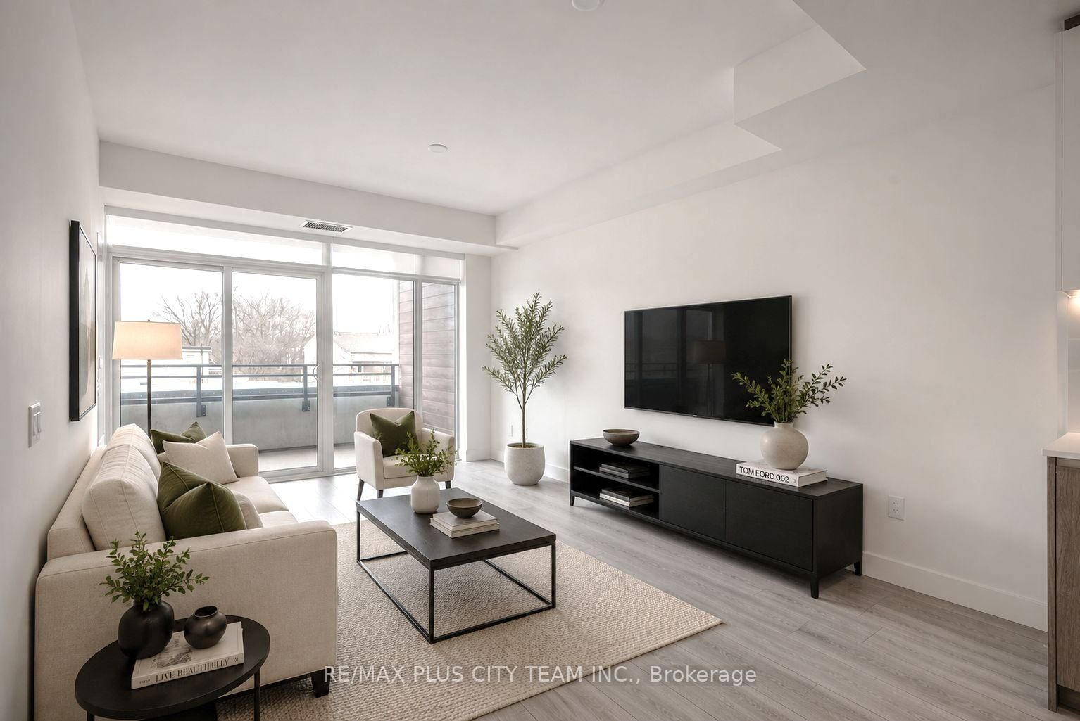Property Photo:  1285 Queen Street E 303  ON M4L 0B6 