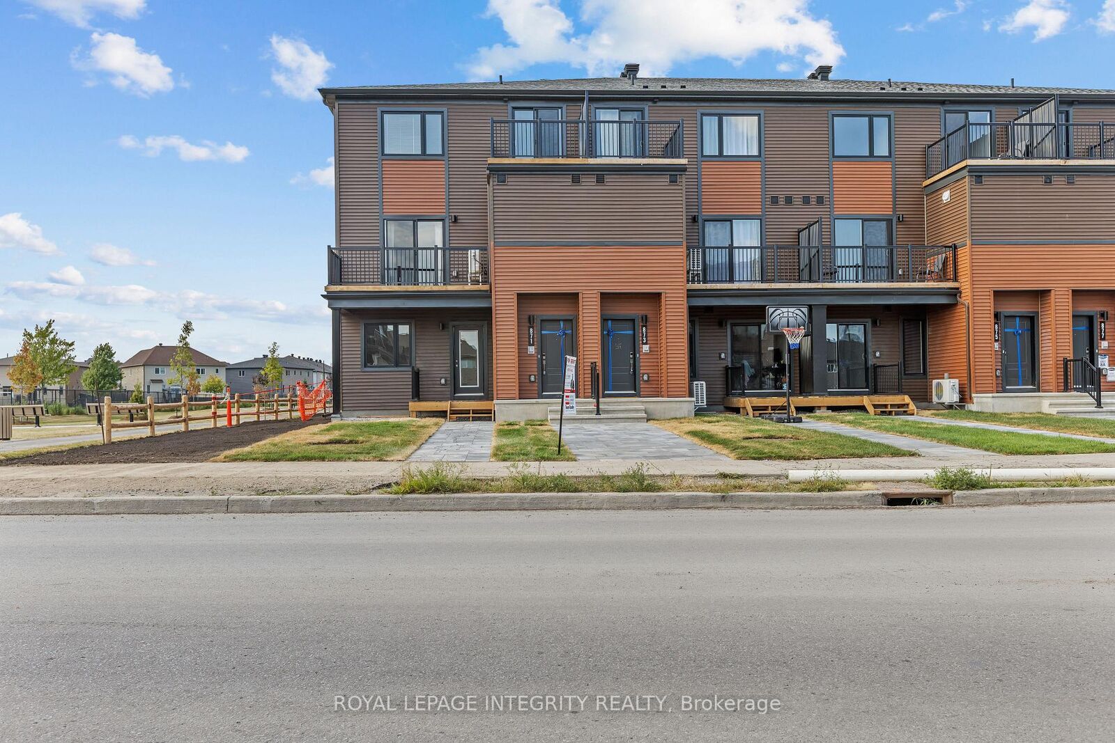 Property Photo: 871 Decoeur Drive ON K4A 5S5
