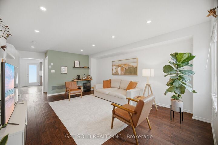 Property Photo:  426 Geddes Landing  ON L9T 7X3 