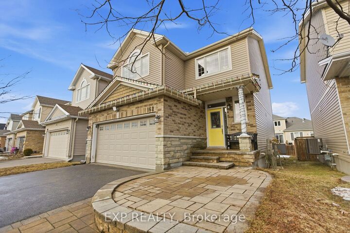 Property Photo: 162 Bert Hall Street ON K7S 0H1