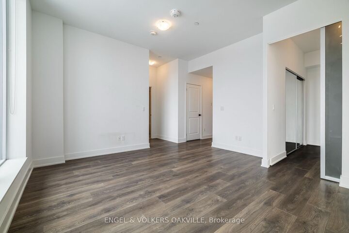 Property Photo: 2481 Taunton Road 248 ON L6H 3R7