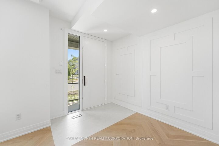 Property Photo: 10A McCachen Street ON L4E 1L4