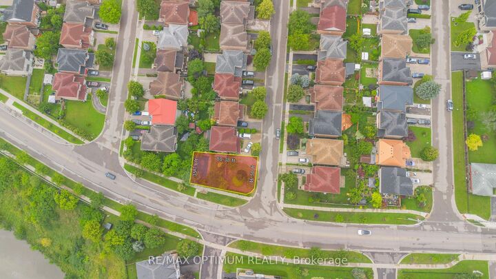 Property Photo:  3140 High Springs Crescent  ON L5B 4G4 