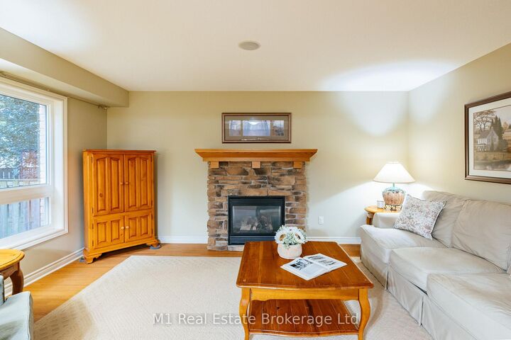 Property Photo: 82 Vaughan Street ON N1G 0B3