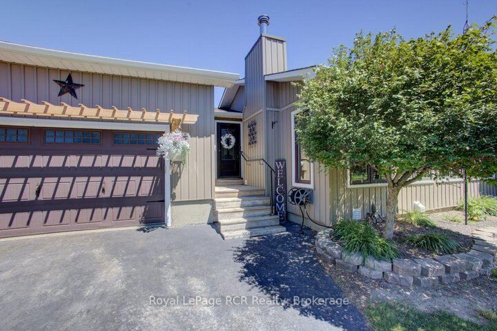 Property Photo: 7195 Sixteenth Line ON N0G 1A0