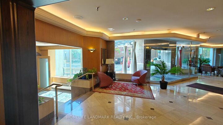 Property Photo:  942 Yonge Street 1116  ON M4W 3S8 