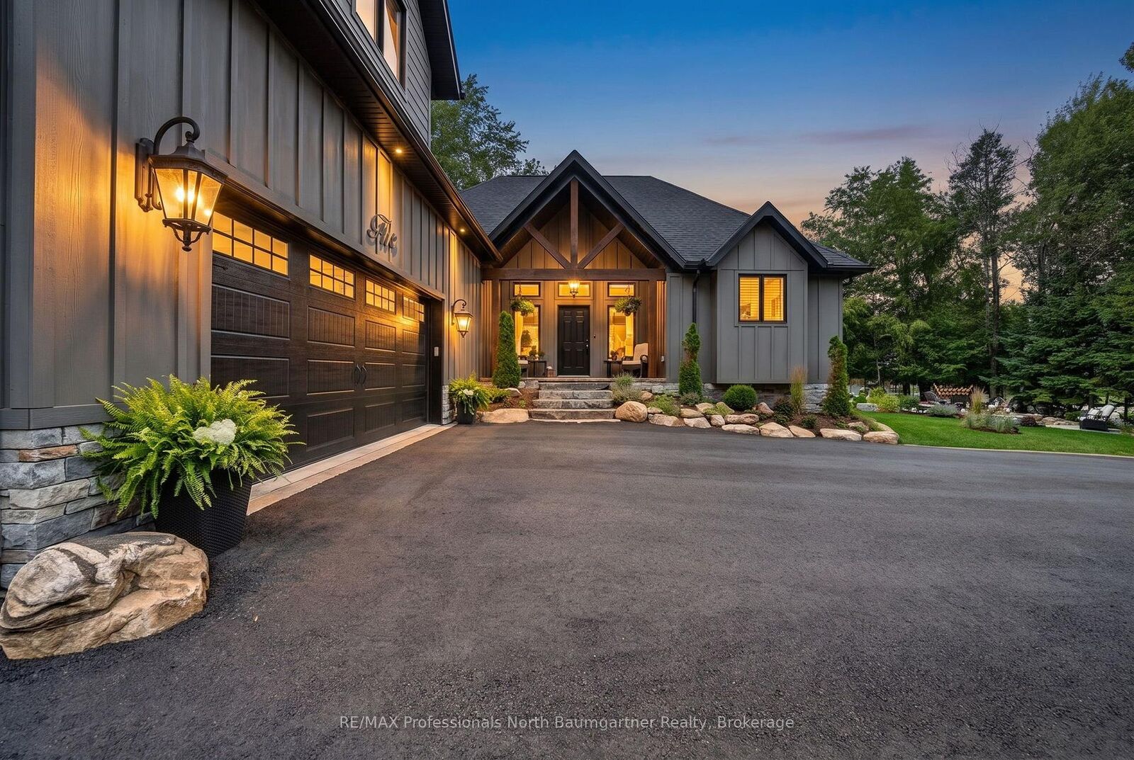 Property Photo: 5 Ploughshare Court ON K0M 1S0