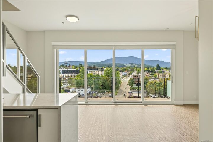 Property Photo:  91 Chapel St #607  BC V9R 0J3 